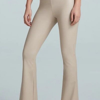 NEW Commando Perfect Control Faux Leather Flare Leggings SLG20 - Sand - Medium